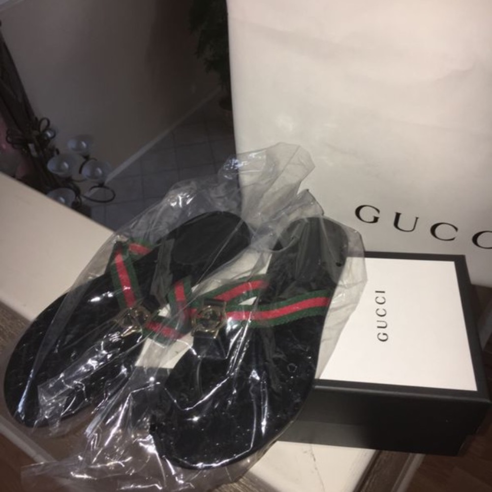 Gucci sandals